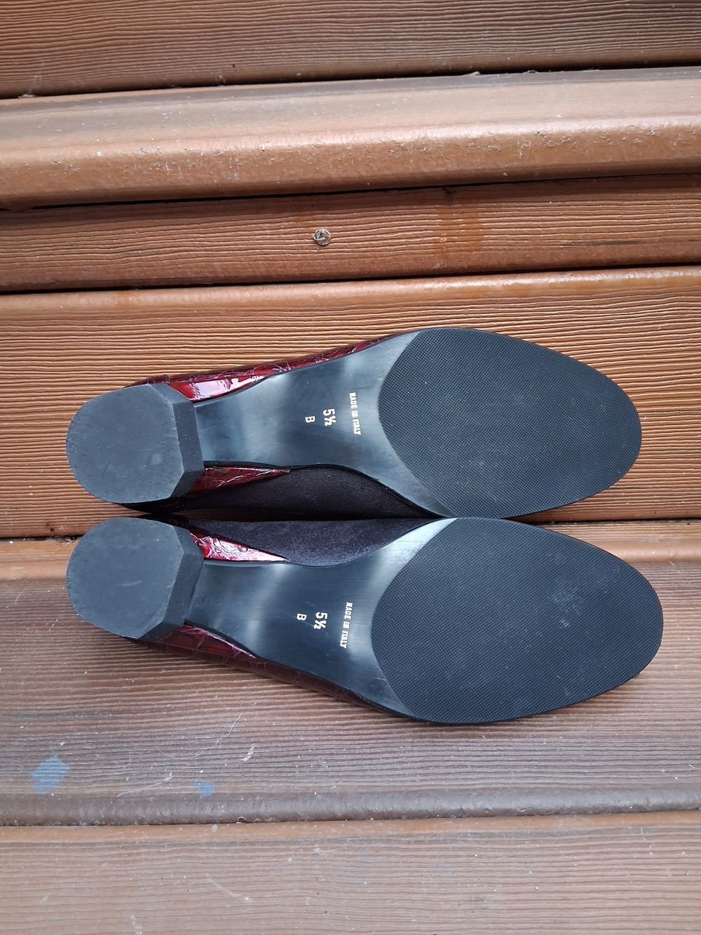 Roberto Capucci for Ingledews Burgundy Croc Patent Flats - Made in Italy, Size 5 - Picture 8 of 8